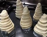 A picture of step 5 of 🥗🍦Salad Bread Cones🍦🥗.