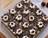 Foto langkah ke 7 dari resep Cake Potong Black Forest Satu Telur, Tanpa Emulsifier, Tanpa Mixer, Moist Banget 👌.