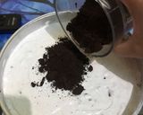 Foto langkah ke 5 dari resep Oreo Cheesecake.