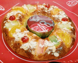 Foto del paso 12 de la receta: Roscón "Y llegaron sus majestades"