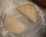 Foto del paso 6 de la receta: Calzon al hornito eléctrico, anco y pollo con masa casera rápida