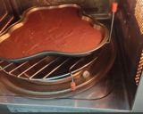 A picture of step 6 of Teddy bear chocolate cake 🧸 🍫 🍰.