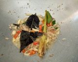 Foto langkah ke 4 dari resep Asin oseng cabe ijo.