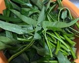 Foto langkah ke 1 dari resep 89.) Plecing kangkung.