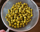 Foto del paso 4 de la receta: Guisantes con huevo y chorizo picante