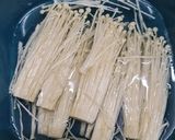 Hình bước làm 2 của món Cách nấu súp gà tại nhà ngon như ngoài hàng