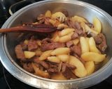 Foto del paso 5 de la receta: Hígado con manzana y arroz 🍏