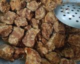 तिल गुड़ लड्डू (Til gud laddu recipe in hindi) रेसिपी चरण 2 फोटो