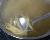 Foto del paso 1 de la receta: Espaguetis a la "carbonara" 🍝