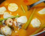 Foto langkah ke 4 dari resep Tomyam SeaFood Campur Pedas.