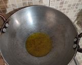 A picture of step 1 of Tangy Chilli Mushrooms🍄.