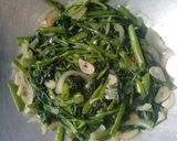 Foto langkah ke 3 dari resep Ca Kangkung Saus Tiram.