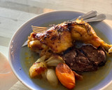 Foto del paso 3 de la receta: Pollo asado con cebollas y boniato