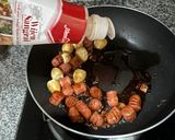Foto langkah ke 2 dari resep Tumis Sosis Puyuh.