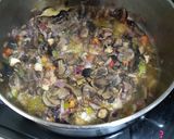 Foto del paso 2 de la receta: Pollo en salsa