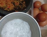 Foto langkah ke 6 dari resep Soto Ayam Surabaya Komplit.