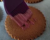 Une image de l'étape 1 de Panna cotta ganache pâte à tartiner au biscuit rose.