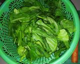 Foto langkah ke 2 dari resep Tumis jamur campur campur.