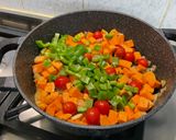 Une image de l'étape 10 de Patate douce au poivron vert et tomates sauce fruitée.