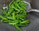 รูปขั้นตอนการทำที่ 2 ของ กุ้งถั่วลันเตา