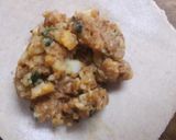 A picture of step 5 of Punjabi aloo paratha.