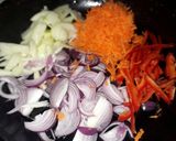 Foto del paso 1 de la receta: Bifes con verdura y puré de papa