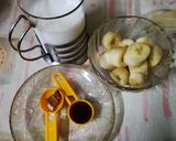A picture of step 1 of Banana smoothie.