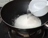 A picture of step 2 of Bombay Karachi Halwa.