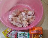 Foto langkah ke 1 dari resep Ayam Saus Pedas Manis.