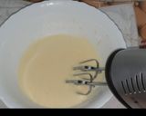 A picture of step 3 of Basic chocolate sponge.