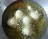 A picture of step 3 of Bombay vada pav and lahsuni chutney.