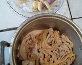 Foto langkah ke 1 dari resep Sate Usus Ceker Pedas Manis.