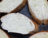 वेज चीज़ ब्रूशेटा (Veg Cheese Bruschetta recipe in hindi) रेसिपी चरण 2 फोटो