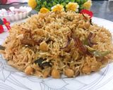 A picture of step 1 of Chana biryani.