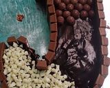 किटकैट चॉकलेट केक (Kit kat chocolate cake recipe in hindi) रेसिपी चरण 5 फोटो
