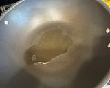 A picture of step 4 of Easy Chicken Chow Mein.
