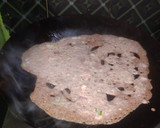 மொரு மொரு கேழ்வரகு தோசை (Kelvaragu dosai recipe in tamil) ரெசிபி ஸ்டேப் 4 புகைப்படம்