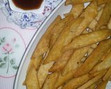 A picture of step 8 of Khasta namak paray.
