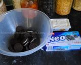 A picture of step 24 of Oreo truffles.