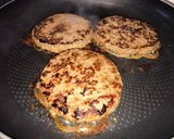 A picture of step 8 of Low Fat Beef Burgers.
