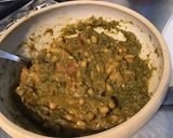 Une image de l'étape 4 de Gratin « skull » au cresson, fanes de radis, haricots blancs, herbes et épices.