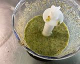 Une image de l'étape 5 de Sauce salade à la moutarde d’Orléans, persil plat et huile d’avocat.