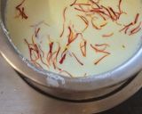 A picture of step 5 of Moong dal halwa.