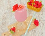 Une image de l'étape 1 de Smoothie à la fraise 🍓.