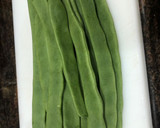 Foto del paso 1 de la receta: Judías verdes con patatas y cordero con ajos y vino