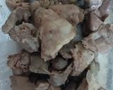 Foto langkah ke 1 dari resep Krengsengan Ati Ampela Ayam.