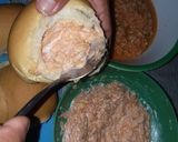 A picture of step 2 of French Bread Stuffed with Canned Chicken...🇸🇻.