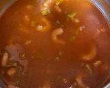 Foto del paso 5 de la receta: Camarones con nopales en salsa de chile guajillo