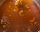 Foto del paso 5 de la receta: Camarones con nopales en salsa de chile guajillo