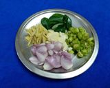 A picture of step 2 of Curd Curry.